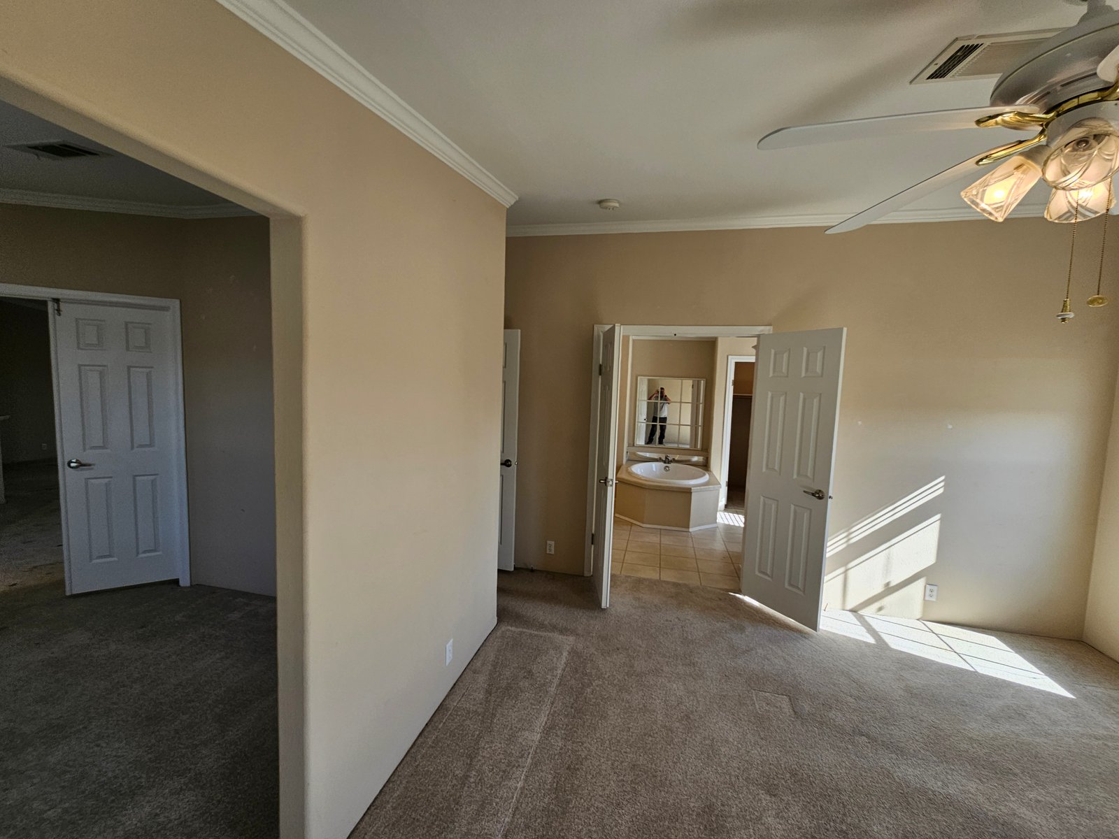 Interior painting project gallery - Project 136 - Image 8